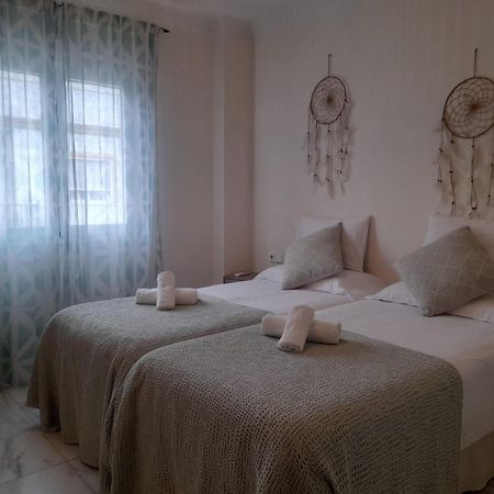 Alojamiento Seda Alcalá de Guadaira Екстериор снимка